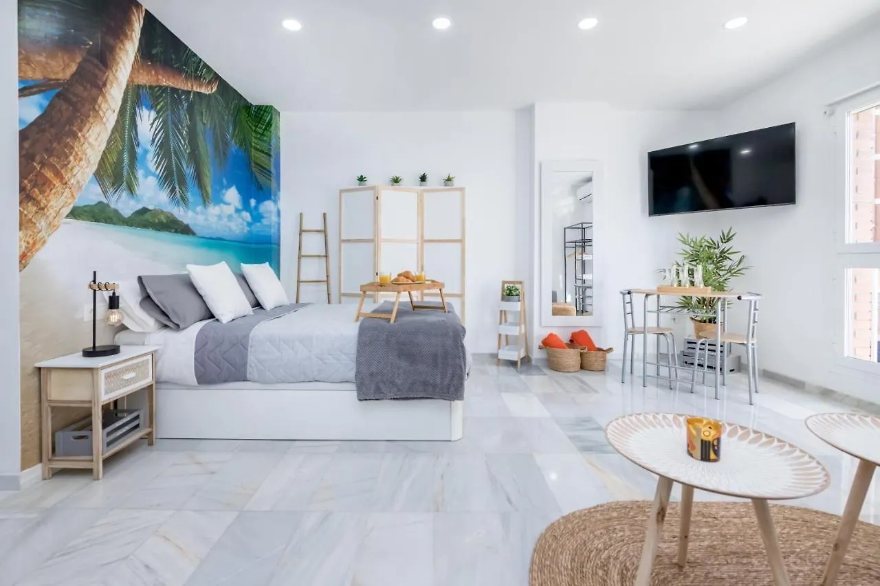 Апартаменты Estudio Malagueta, Muelle Uno Views Малага Испания