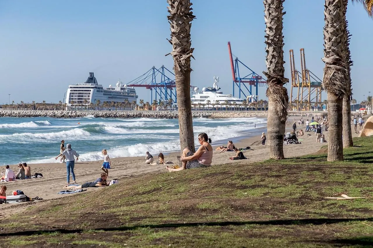 Estudio Malagueta, Muelle Uno Views Малага