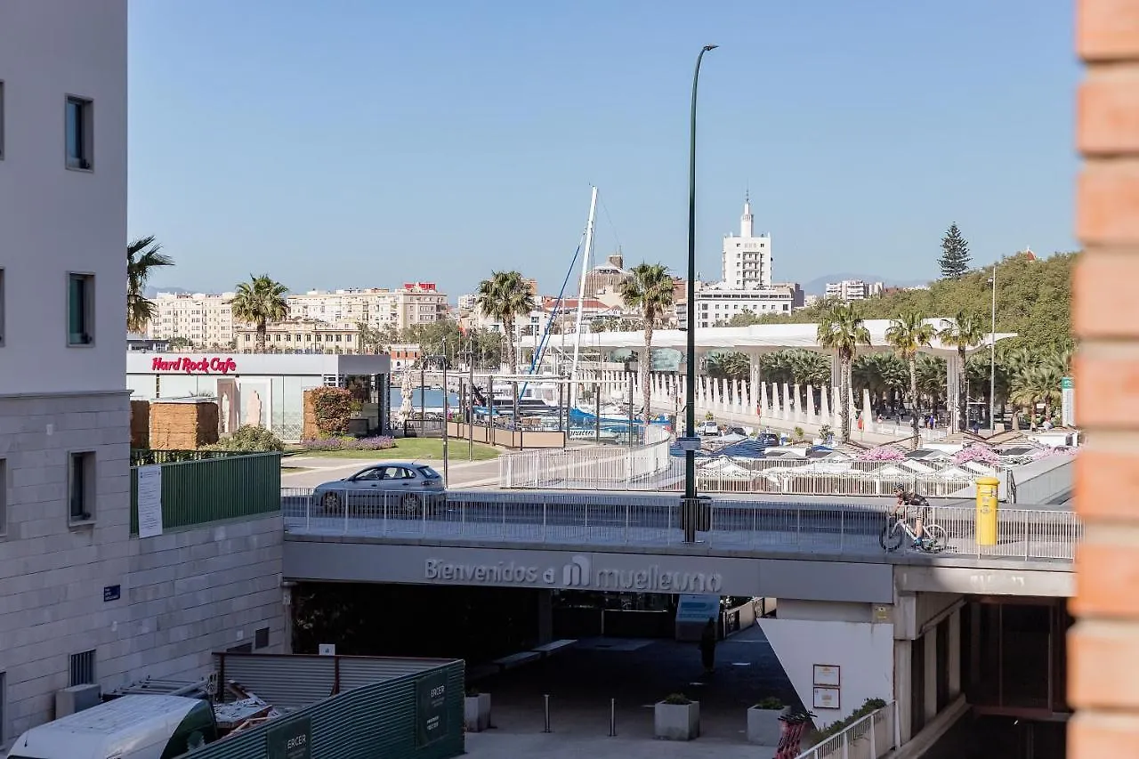 Estudio Malagueta, Muelle Uno Views Màlaga